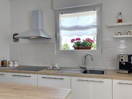 Villa With Swimming Pool in Marcana