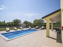 Villa With Swimming Pool in Marcana