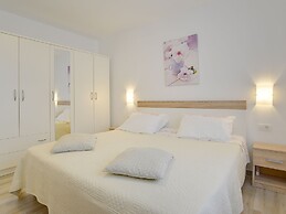 Villa With Swimming Pool in Marcana