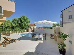 Comfortable House With Private Pool