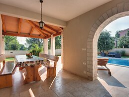 Detached Villa With Swimming Pool in the South of Istria Near the Sea