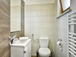 Detached Villa With Swimming Pool in the South of Istria Near the Sea