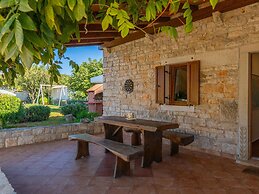 Holiday Home in Egotici With Pool