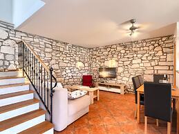 Holiday Home in Egotici With Pool