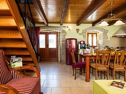 Typical Istrian Villa Casa Smolica With Pool