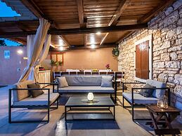 Typical Istrian Villa Casa Smolica With Pool