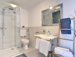 Holiday Home in Liznjan With Private Pool