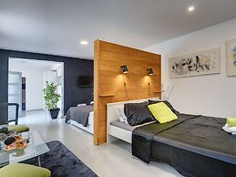 Holiday Home in Liznjan With Private Pool