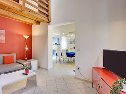 Detached Holiday House With Private Pool Only Near the Beach