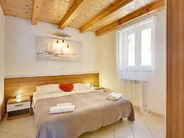 Detached Holiday House With Private Pool Only Near the Beach