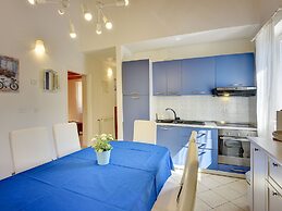 Detached Holiday House With Private Pool Only Near the Beach