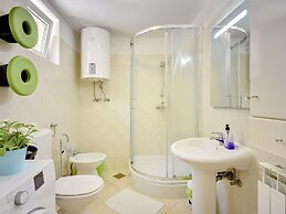 Detached Holiday House With Private Pool Only Near the Beach