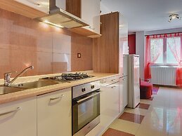 Modern Apartment in Pula With Swimming Pool