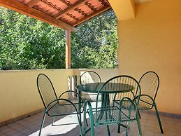 Modern Apartment in Pula With Swimming Pool