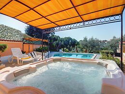 Holiday House in Muntic, Istria, With Fitness Room