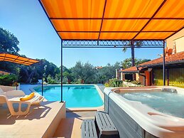 Holiday House in Muntic, Istria, With Fitness Room