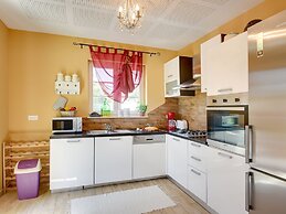 Detached Villa With Swimming Pool in the East of Istria Near the Sea