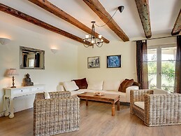 Detached Villa With Swimming Pool in the East of Istria Near the Sea