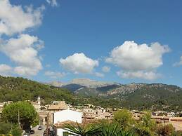 Belvilla by OYO Font