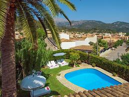 Belvilla by OYO Font