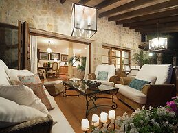 Belvilla by OYO Font