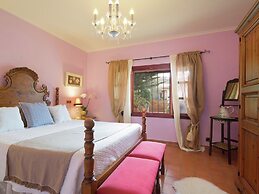 Belvilla by OYO Font