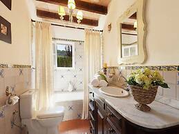 Belvilla by OYO Font