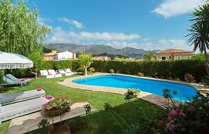 Rustic House in Mancor With Pool