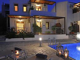 Family Friendly Villa Bluefairy With Private Pool, Near Restaurants & 
