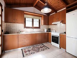 Family Friendly Villa Bluefairy With Private Pool, Near Restaurants & 