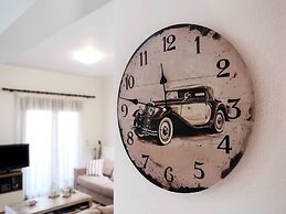 Family Friendly Villa Bluefairy With Private Pool, Near Restaurants & 