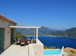 Luxurious Villa in Vasiliki with Swimming Pool & Hot Tub
