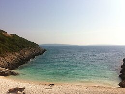 Luxurious Villa in Vasiliki with Swimming Pool & Hot Tub