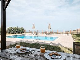 Sun-kissed Villa in Latsimas With Pool