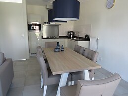 Nice Holiday Home on the Markermeer Near Amsterdam