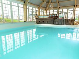 Spacious Holiday Home on Markermeer near Amsterdam