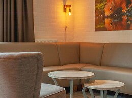 Restyled Holiday Home With Dishwasher in the Woods