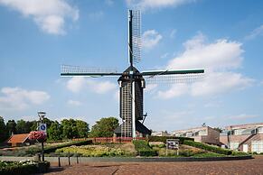 Modern Lodge With Dishwasher, Near Helmond