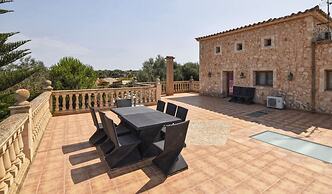 Belvilla by OYO Napont