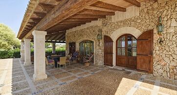 Belvilla by OYO Napont