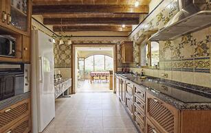 Belvilla by OYO Napont