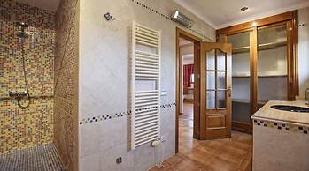 Belvilla by OYO Napont