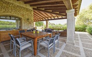 Belvilla by OYO Napont