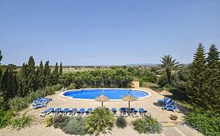 Belvilla by OYO Napont