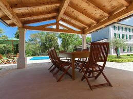 Beautiful Villa With Swimming Pool