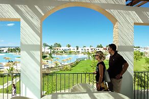 Comfortable Apartment With AC Near the Beach