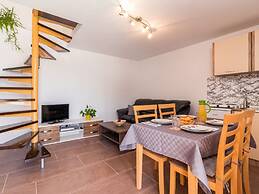 Charming Villa With Private Swimming Pool