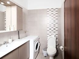 Attractive Villa in Latsimas With Garden and BBQ