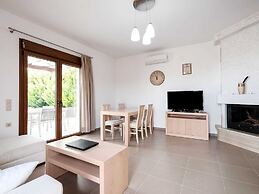 Attractive Villa in Latsimas With Garden and BBQ