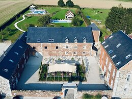 Charming Cottage in a Castle-farm in Ohey With Swimming Pond